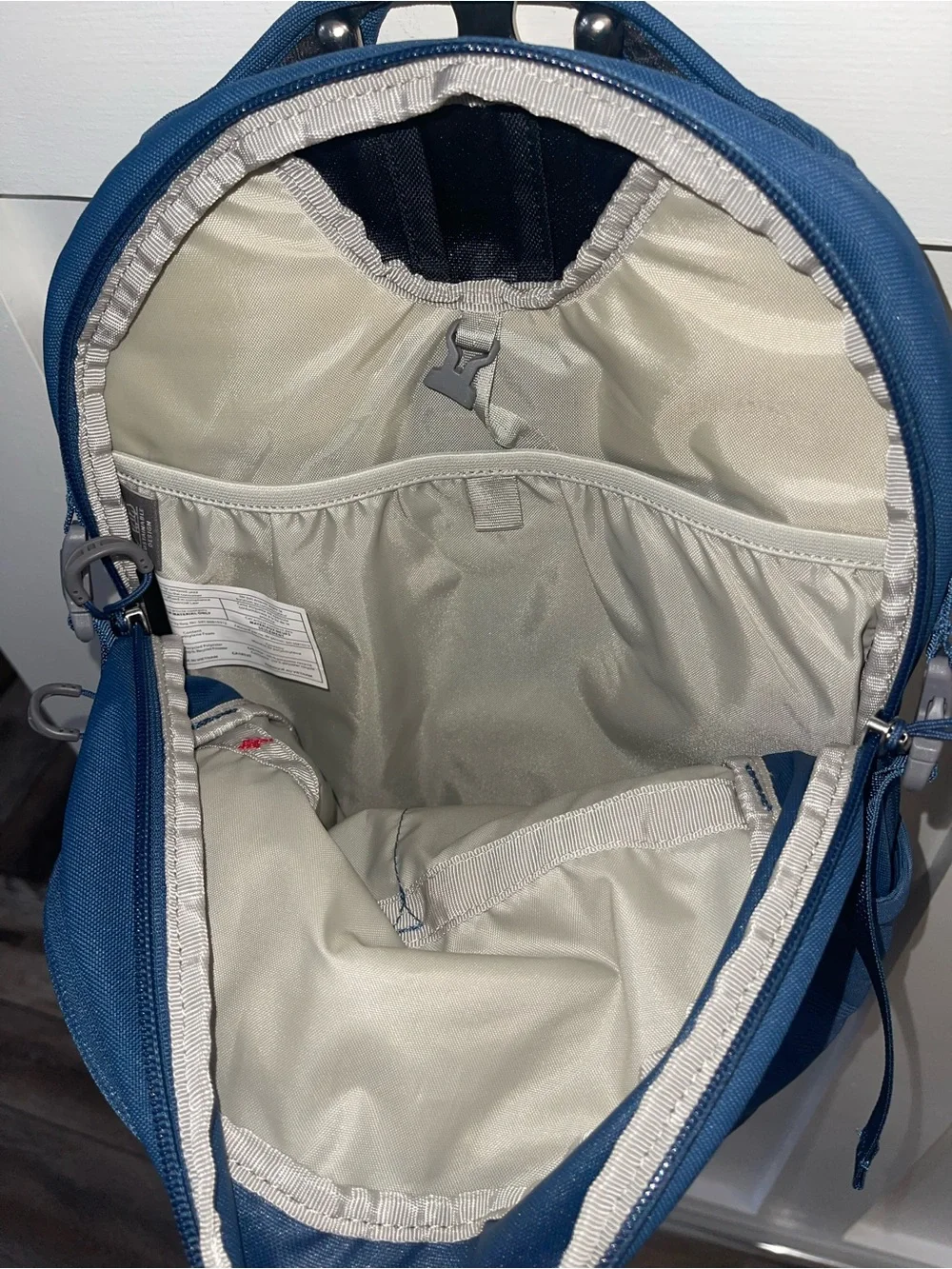 Osprey Daylite Night Shift 13L Hiking Backpack Blue Branded!